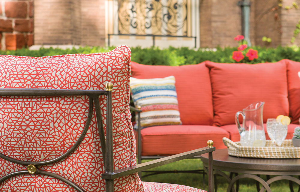 3 Design Tips for Inviting Outdoor Living Spaces