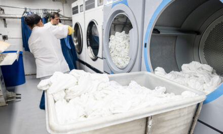 Healthcare Laundry Guidelines: Avoid These 4 Mistakes in Your Linen Management
